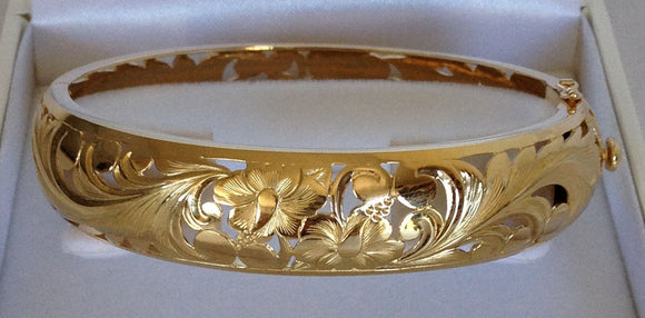 14K Yellow Gold Hawaiian Cut Out Bangle Bracelet